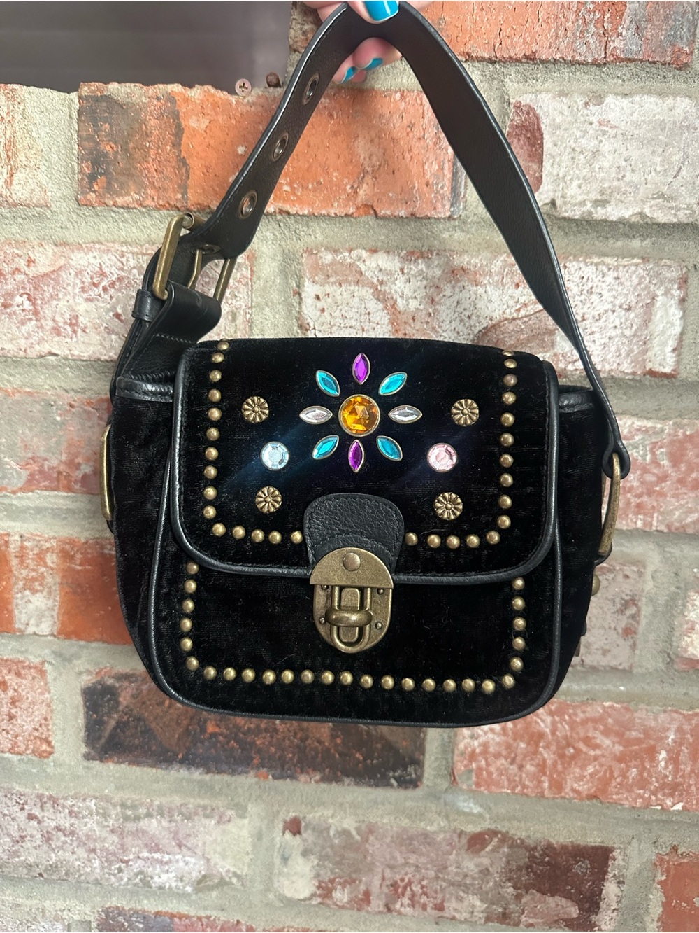 Vintage Maxximum velvet hand bag